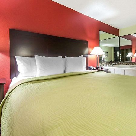 Quality Inn West I - 75 Суитуотер Экстерьер фото
