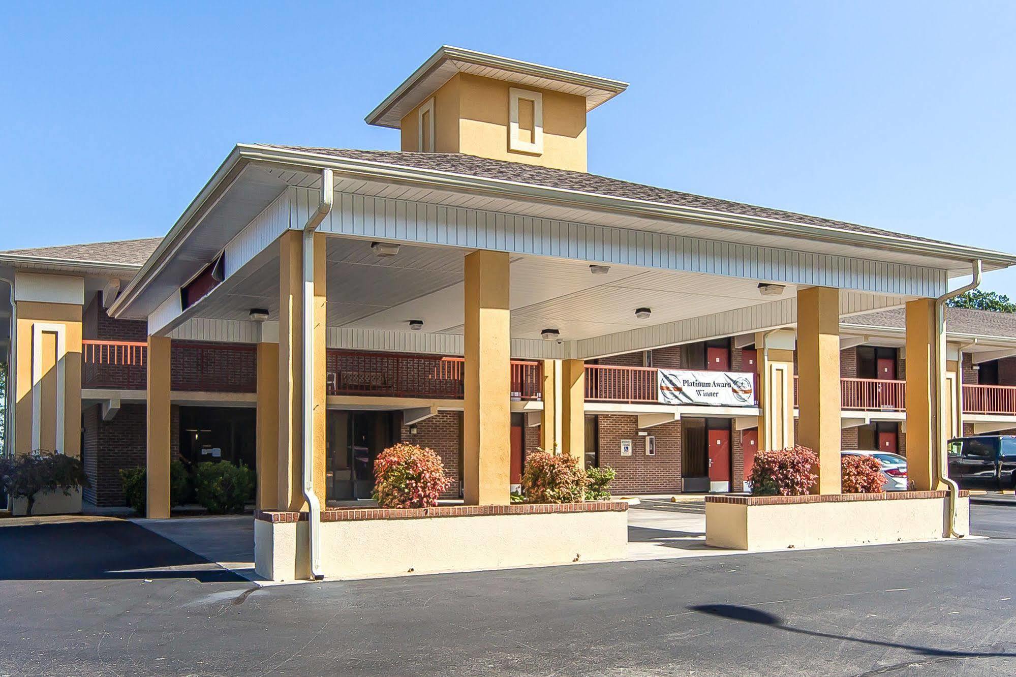 Quality Inn West I - 75 Суитуотер Экстерьер фото