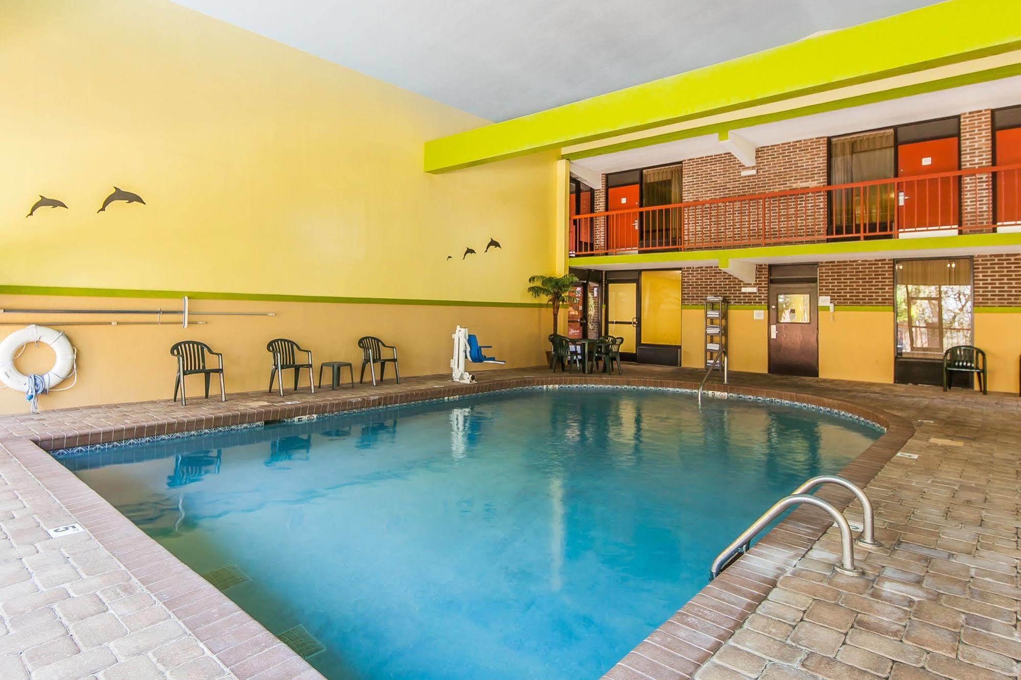 Quality Inn West I - 75 Суитуотер Экстерьер фото
